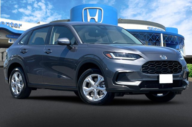 Vehicle image 4 of 33