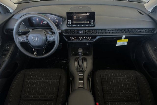 Vehicle image 15 of 33
