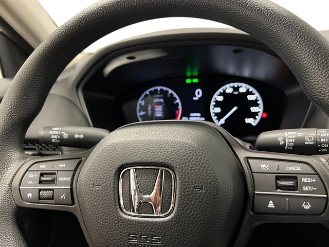 Vehicle image 22 of 31