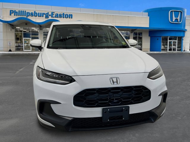 Vehicle image 3 of 31