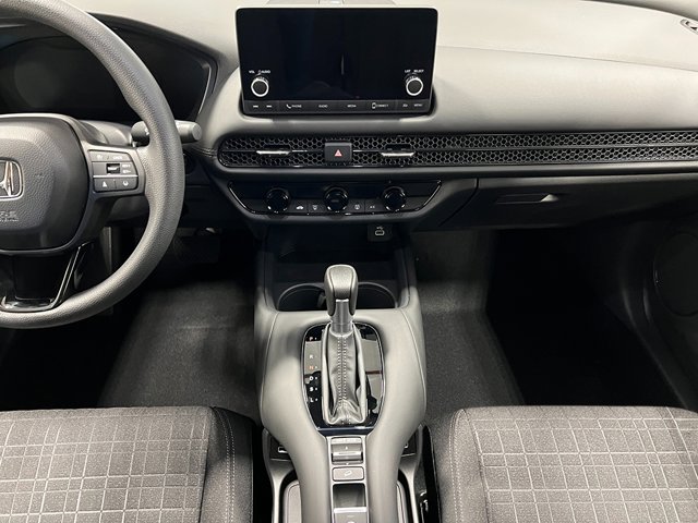 Vehicle image 15 of 31
