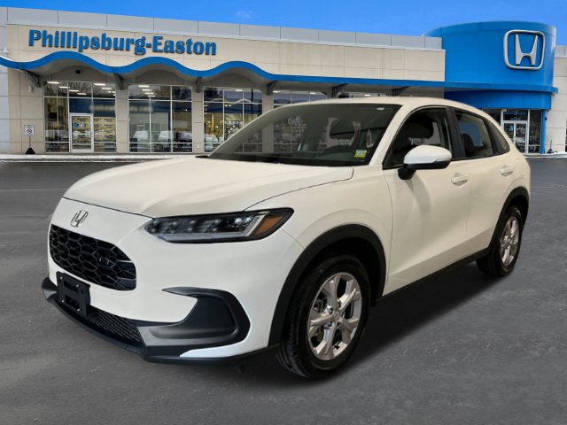 Vehicle image 8 of 31