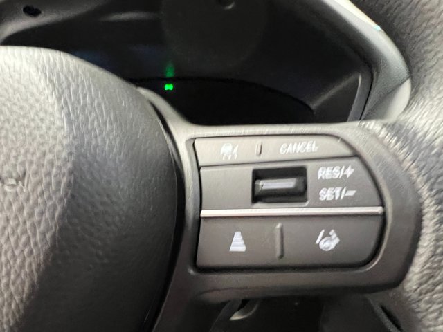Vehicle image 18 of 31