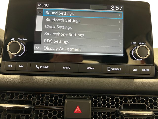 Vehicle image 23 of 31