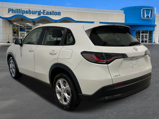 Vehicle image 7 of 31