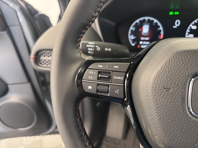 Vehicle image 16 of 30