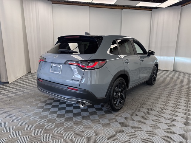 Vehicle image 3 of 30