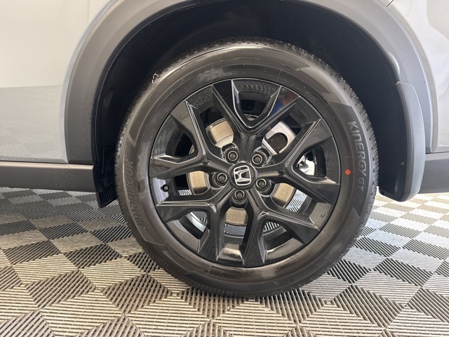 Vehicle image 11 of 30