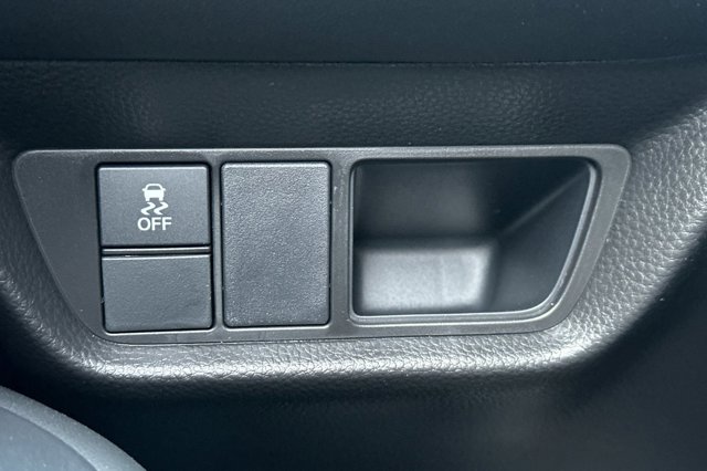 Vehicle image 29 of 33