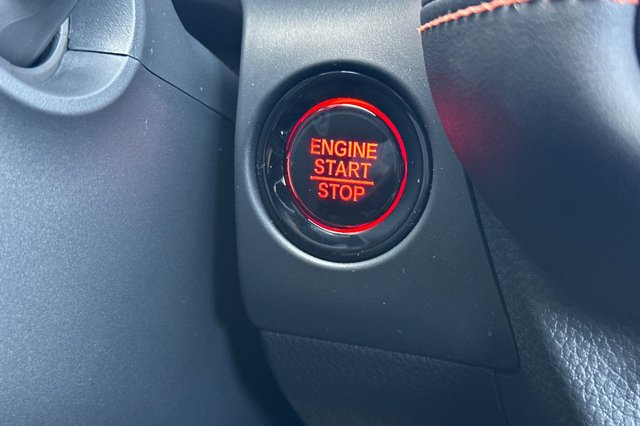 Vehicle image 24 of 33