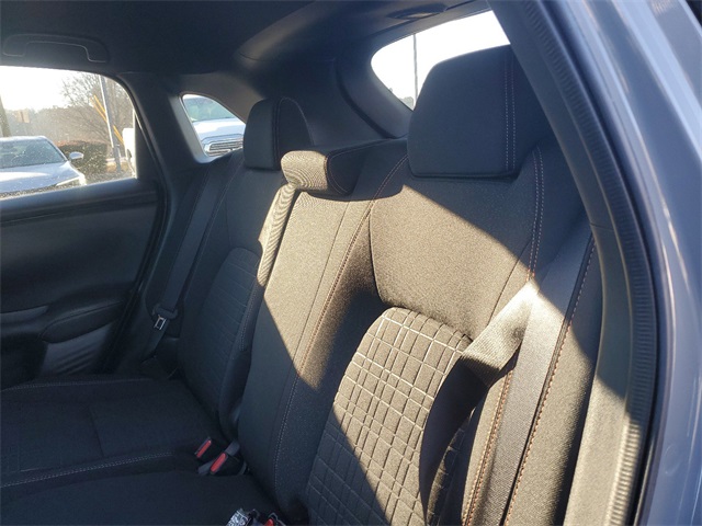 Vehicle image 14 of 35