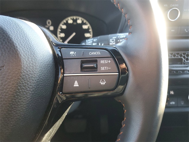 Vehicle image 26 of 35