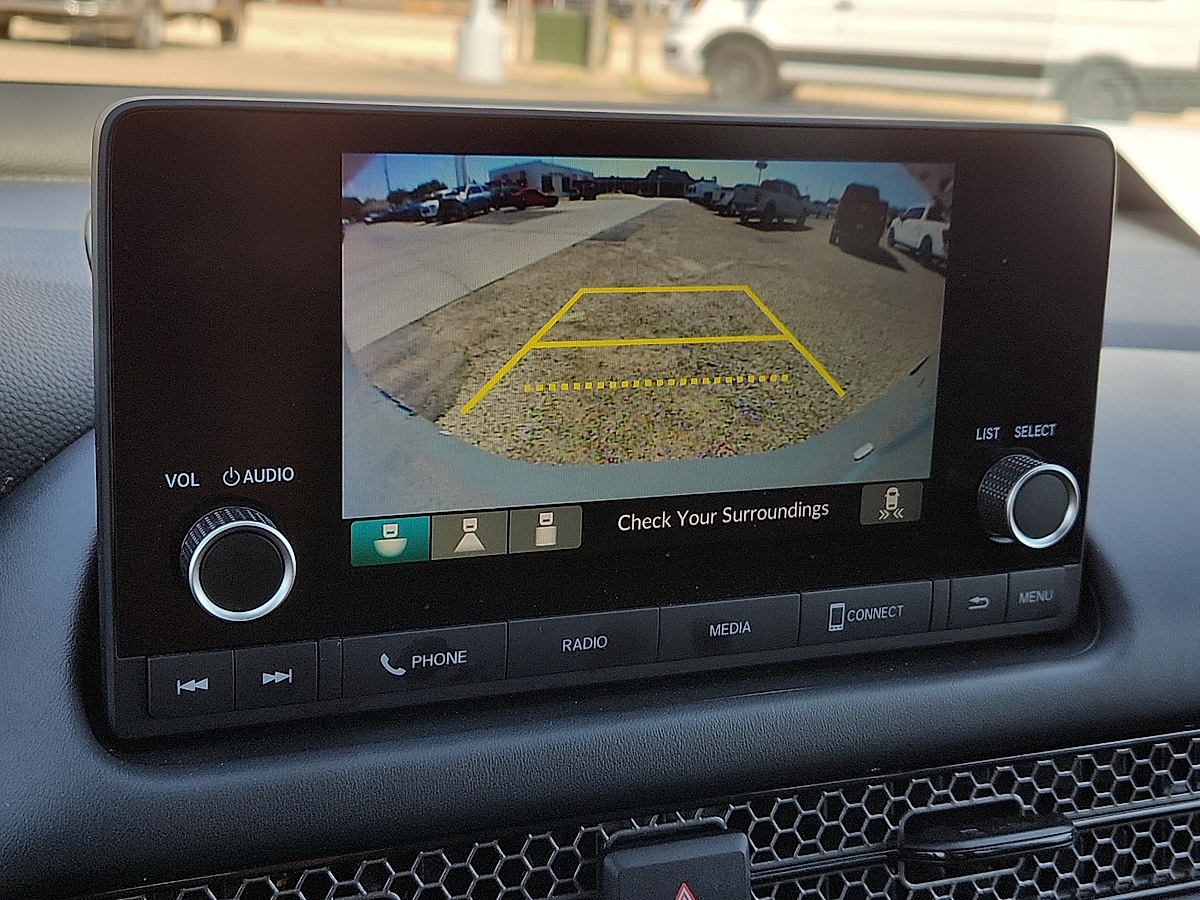 Vehicle image 10 of 12