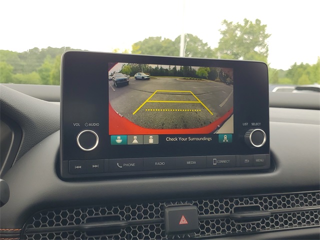 Vehicle image 21 of 39