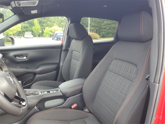 Vehicle image 14 of 39