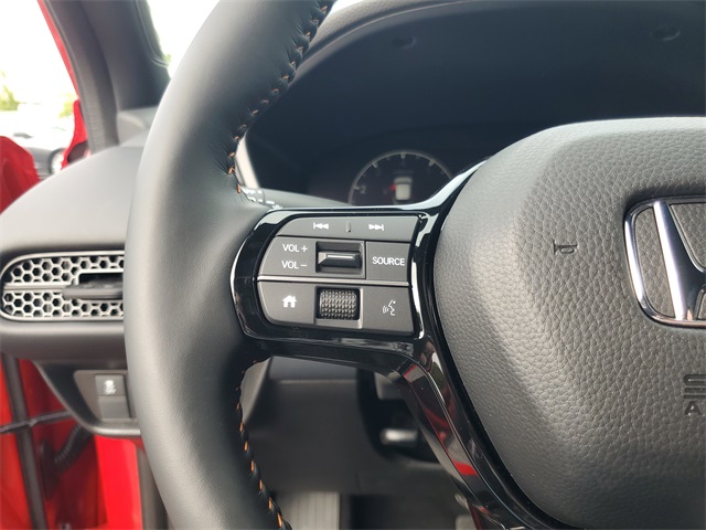 Vehicle image 17 of 39