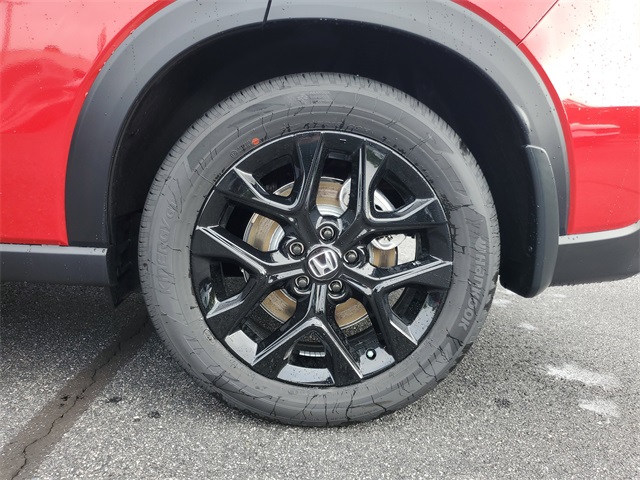 Vehicle image 33 of 39