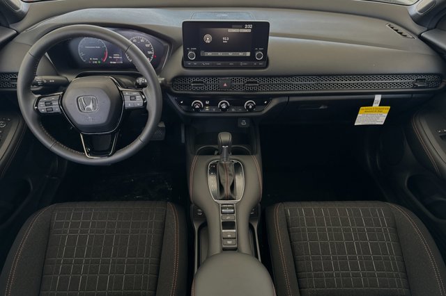 Vehicle image 15 of 31