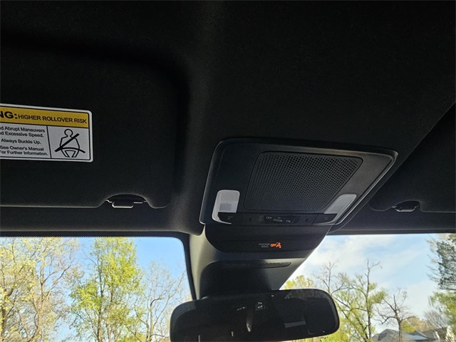 Vehicle image 15 of 15