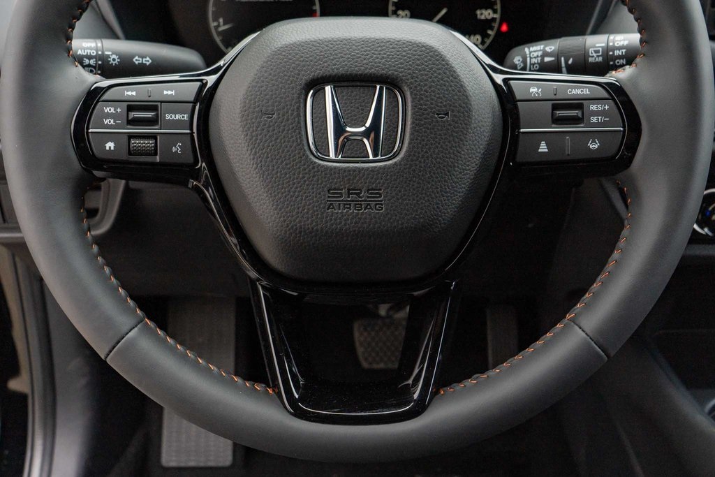 Vehicle image 23 of 28