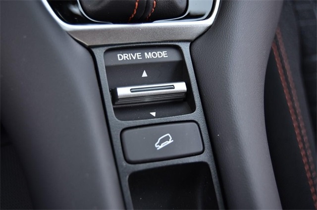 Vehicle image 20 of 23