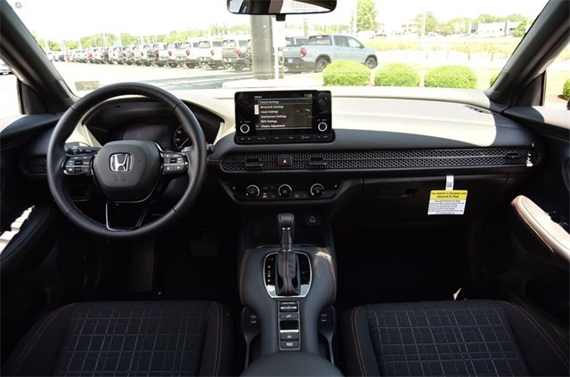 Vehicle image 12 of 23