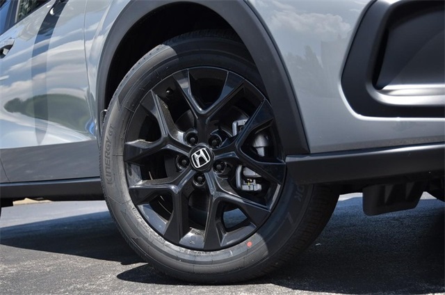 Vehicle image 7 of 23