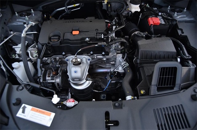 Vehicle image 6 of 23