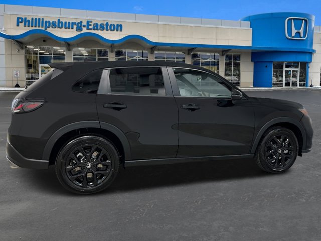 Vehicle image 8 of 30