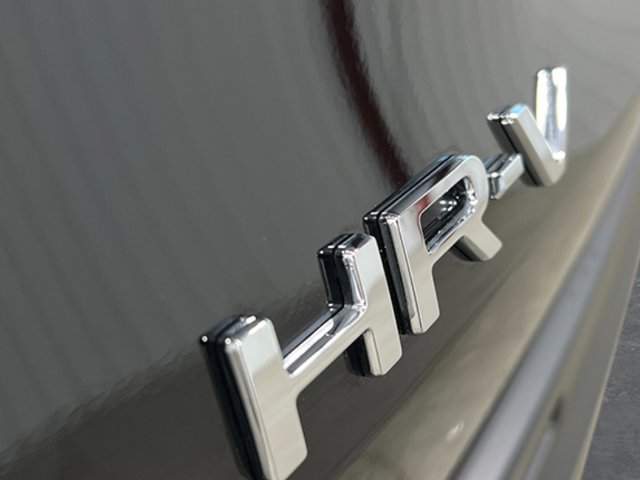 Vehicle image 9 of 30