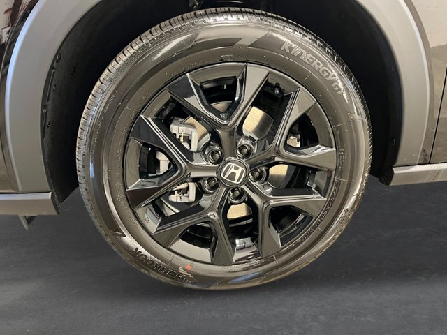 Vehicle image 11 of 30