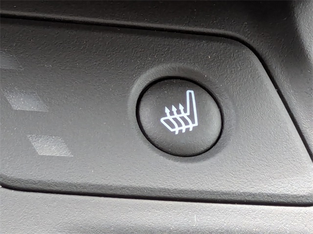 Vehicle image 20 of 36