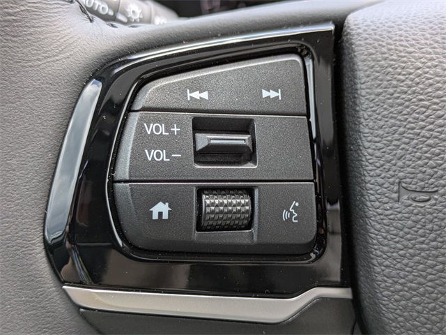 Vehicle image 15 of 36