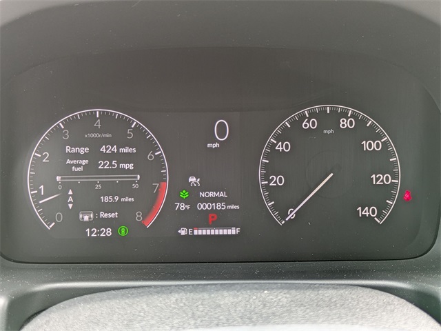 Vehicle image 14 of 36