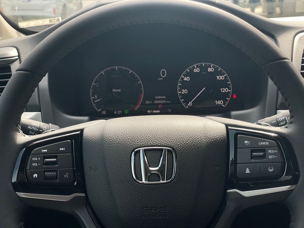 Vehicle image 41 of 47