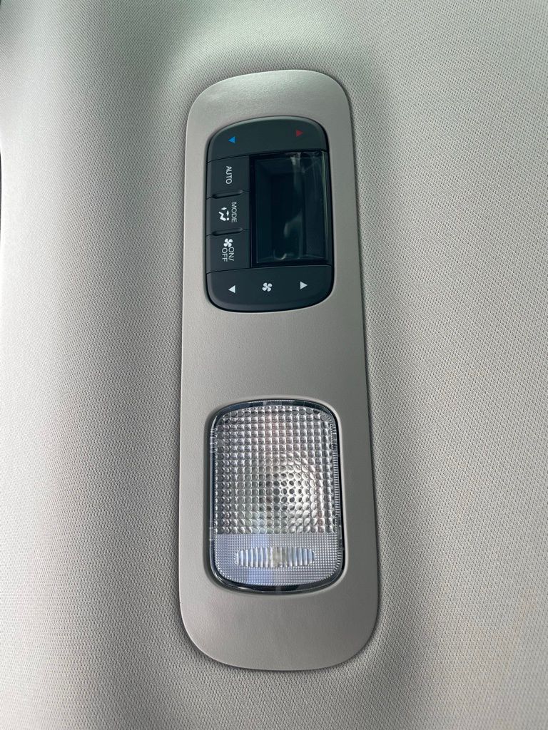 Vehicle image 36 of 47