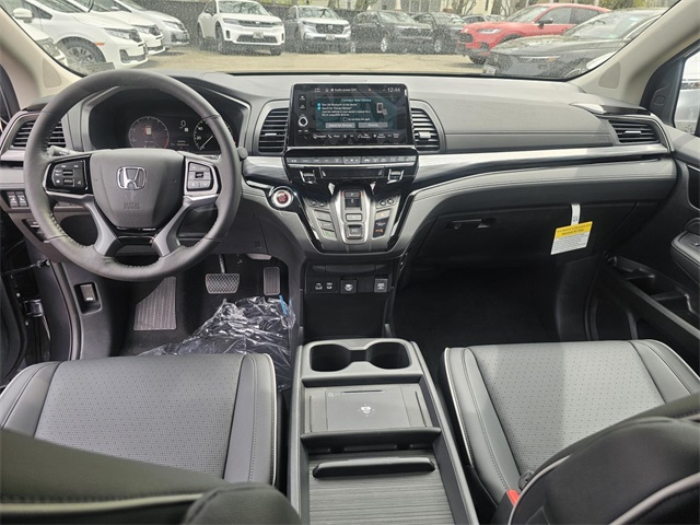 Vehicle image 10 of 24