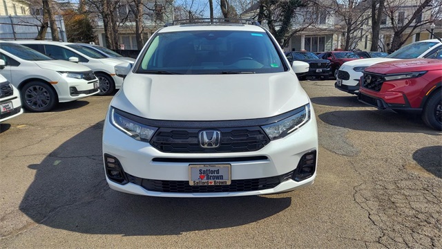 Vehicle image 3 of 21