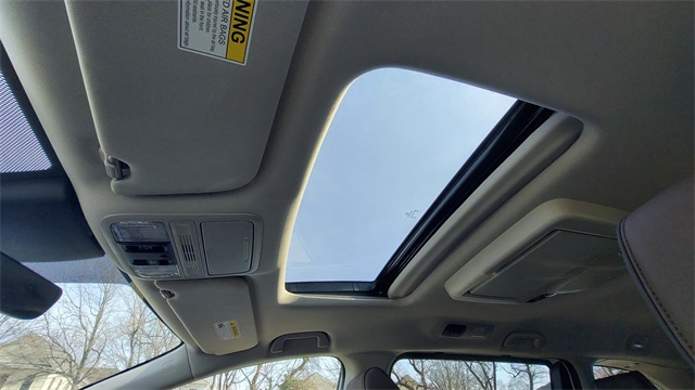Vehicle image 21 of 21