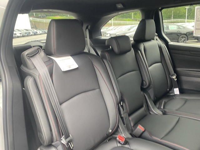 Vehicle image 12 of 37