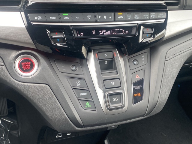 Vehicle image 28 of 37