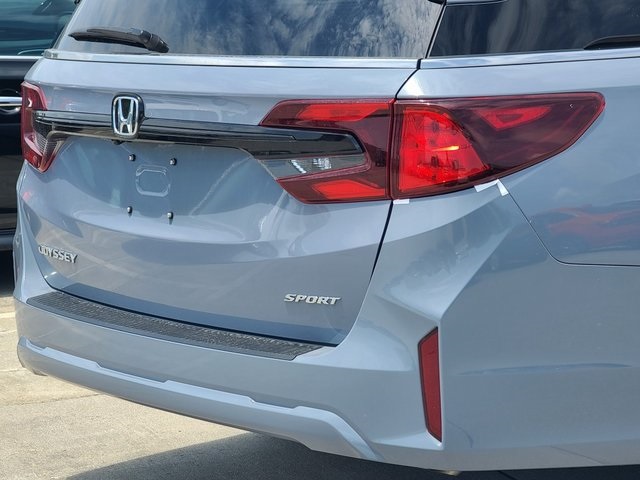 Vehicle image 23 of 31