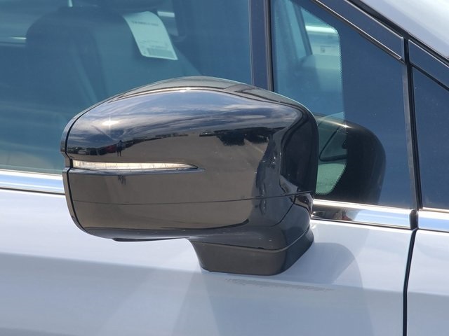 Vehicle image 26 of 31