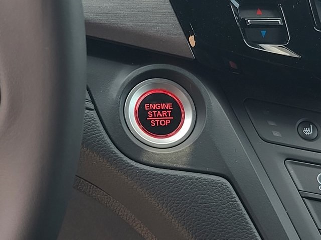 Vehicle image 25 of 31