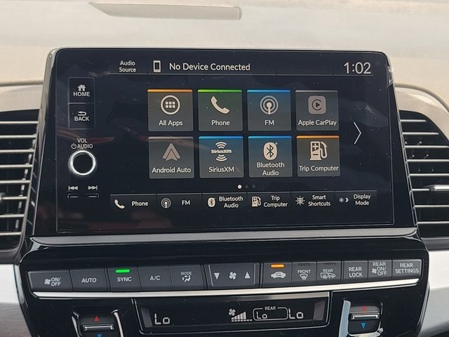 Vehicle image 14 of 31
