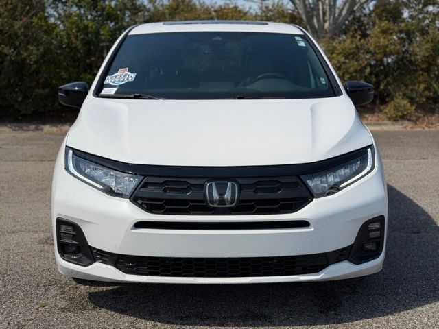 2025 Honda Odyssey Sport-L Image 2 of 41