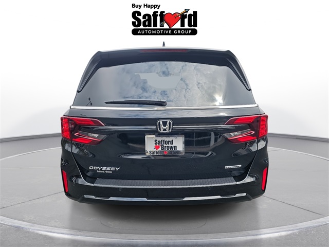 Vehicle image 5 of 24