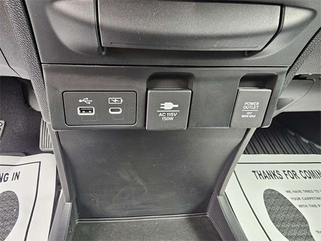 Vehicle image 19 of 24