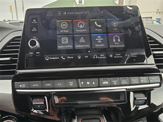 Vehicle image 23 of 24