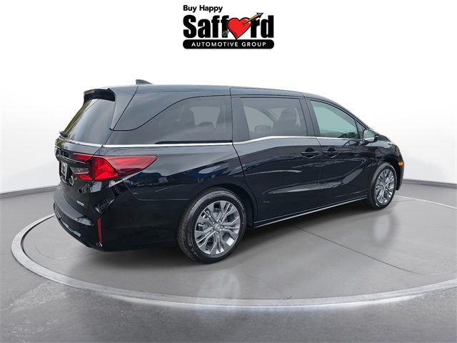 Vehicle image 4 of 24